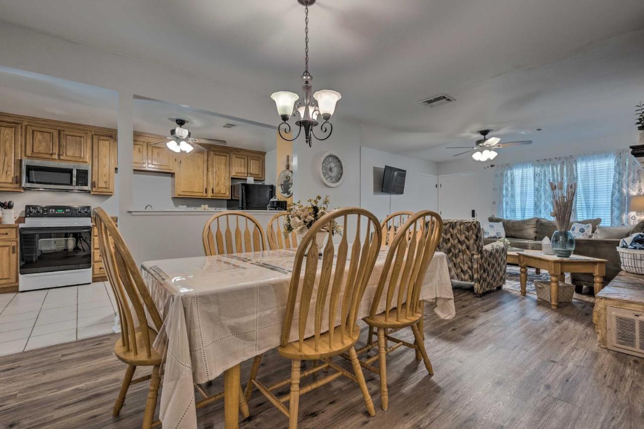 Charming Gulfport Escape Half-Mile To Beach! 외부 사진
